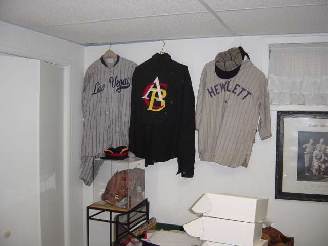 Mike Ellis Display Old 9